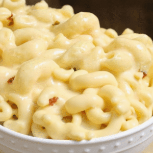 Creamy Crockpot Mac and Cheese Recipe - Easy & Cheesy