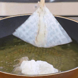 Viral Rice Paper Shrimp Chips Recipe (10-Minute Crispy Snack)