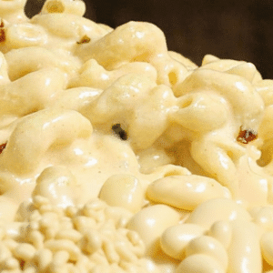 Slow Cooker Triple Cheesy Mac and Cheese Recipe