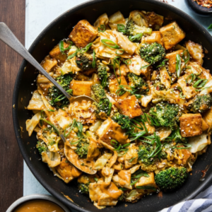 Crispy Tofu Stir-Fry Peanut Sauce (Easy Vegan Recipe)