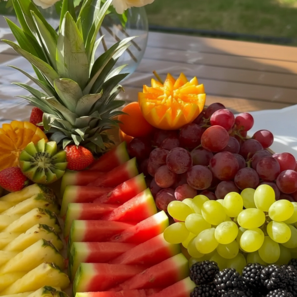 Beautiful Fresh Fruit Board: Step-by-Step Arrangement Guide