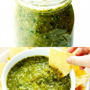 Authentic Mexican Green Salsa Recipe (Easy Homemade Dip)